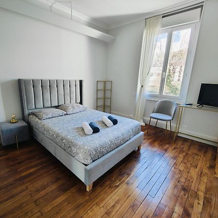 Self-Checkin Town House - Rooms To Rent In A Beautiful Modern Town House - Not A Hotel - Location De Chambres Avec Arrivee En Autonomie - Extra Fee For Sheets And Towels - Private Parking - Check Your Plateform Inbox And Follow Check-In Instructions Saint-Romain-en-Gal Kültér fotó