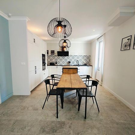 Self-Checkin Town House - Rooms To Rent In A Beautiful Modern Town House - Not A Hotel - Location De Chambres Avec Arrivee En Autonomie - Extra Fee For Sheets And Towels - Private Parking - Check Your Plateform Inbox And Follow Check-In Instructions Saint-Romain-en-Gal Kültér fotó